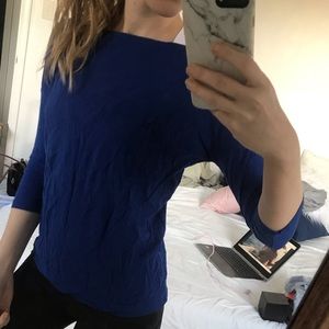 GAP blue shirt